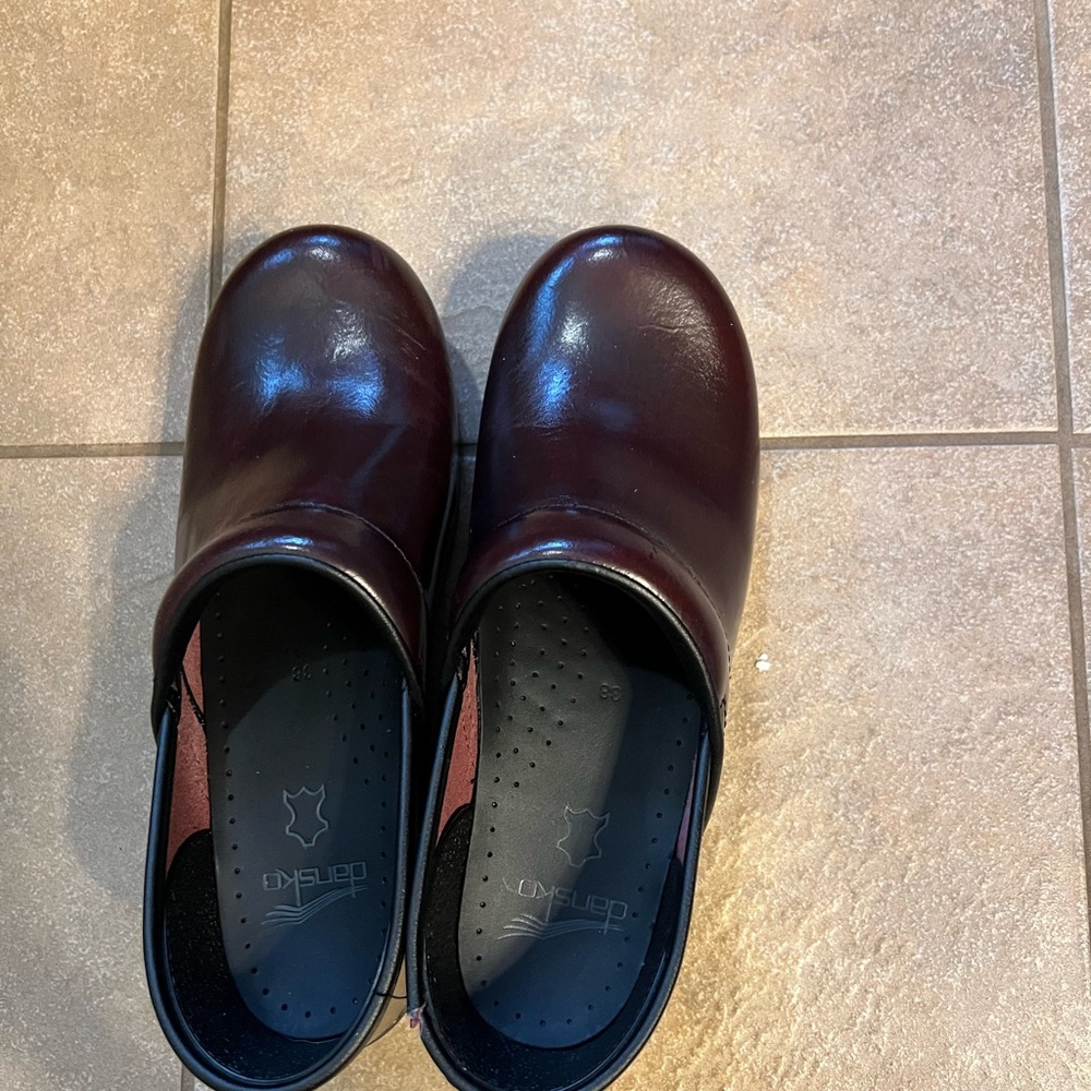 Dansko Professional Cordovan 38